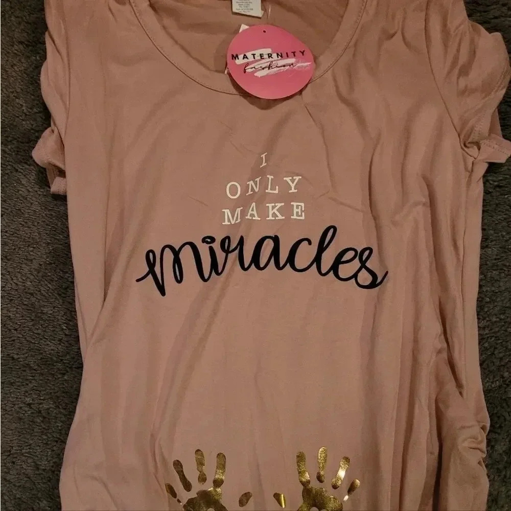 Ladies Short Sleeve New With Tags ‎Maternity t-shirt